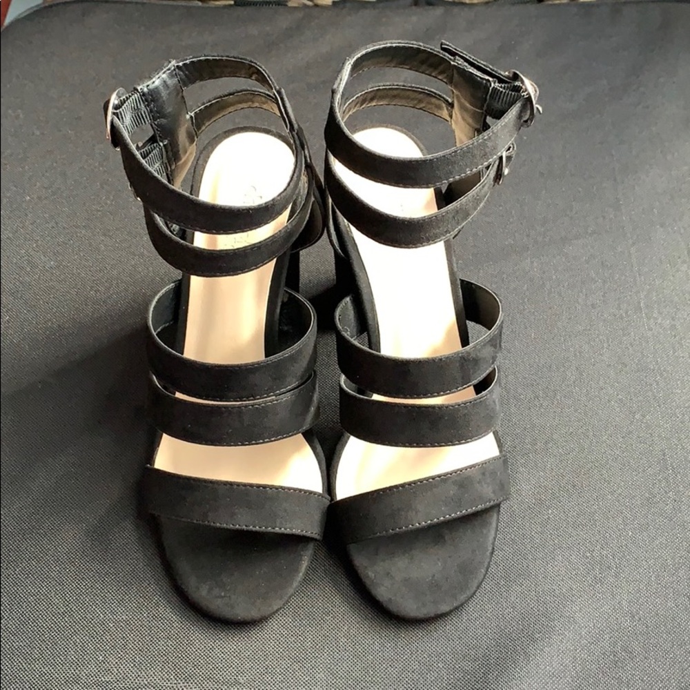 ☀️ Suede Black Charlotte Russe Shoes ☀️